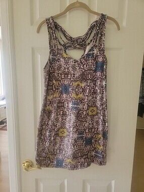 Nollie V Neck Sleeveless Tunic Top Women L Purple Geometric Open Back Stretch